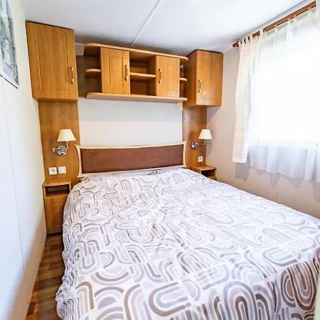 Mobilhome St Raphael- Village 5 Etoiles Campsite *